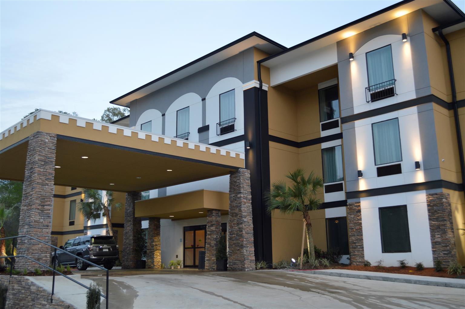 Best Western Plus Regency Park Walker Exterior photo